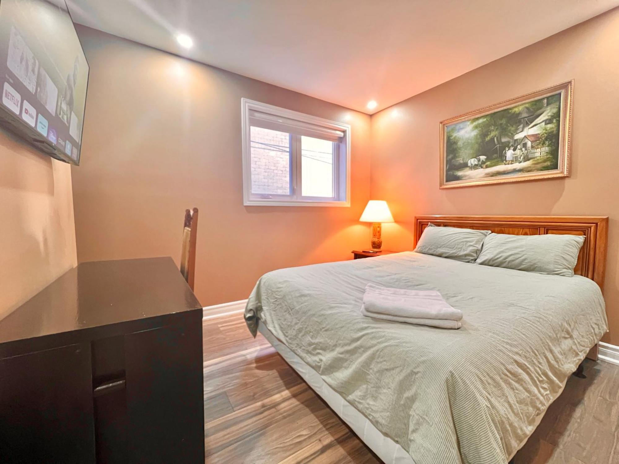 Upgraded Rooms With Bath 7-Min To Subway Near Downsview Rogers Stadium Toronto Exterior photo